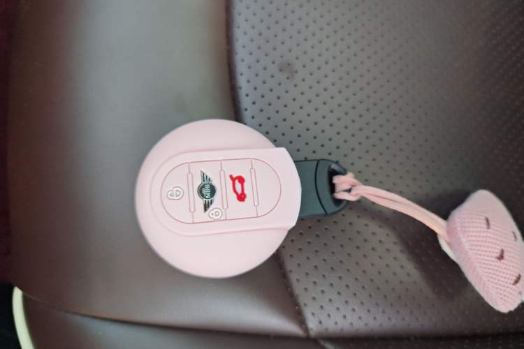 Used  MINI 2021 1.5T ONE PLUS
