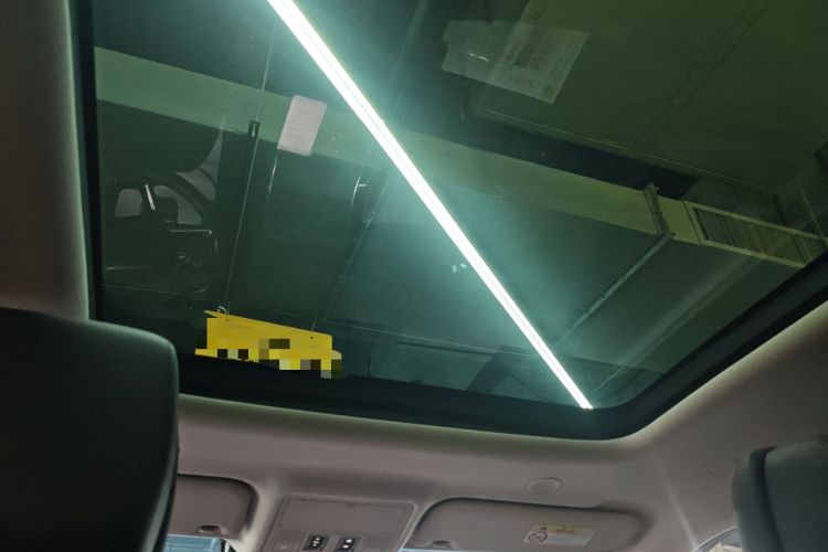 Used Land Rover Range Rover Evoque 2024 Aurora L 249 PS Prestige Light-Chasing Edition
