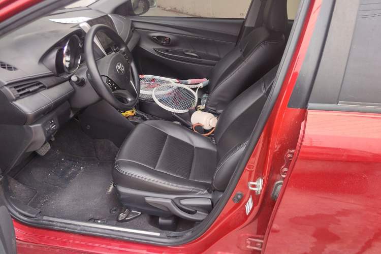 Used Toyota YARiS L 2017 1.5E CVT Dynamic Edition