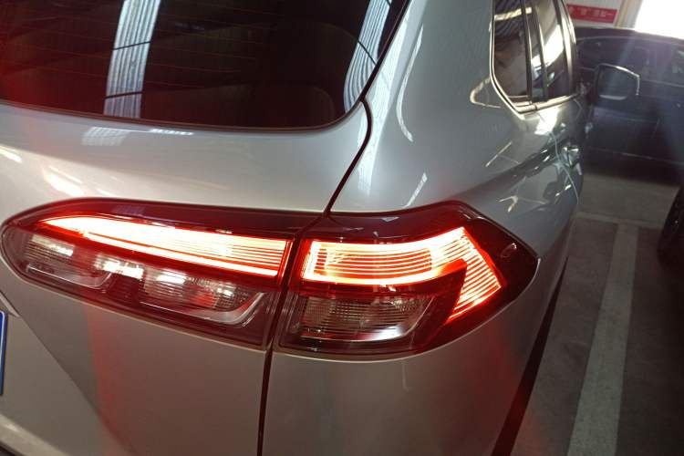 Used Toyota FRONTLANDER 2022 2.0L CVT Luxury PLUS Edition
