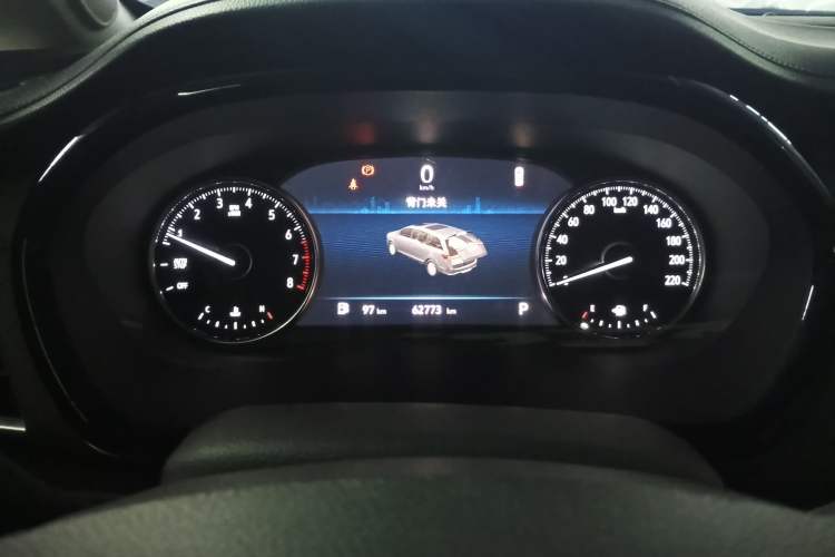 Used Buick GL8 2021 Land Cruiser Executive Class 652T Luxury Model
