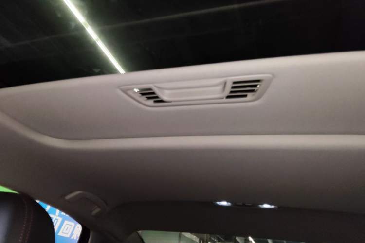 Used Volkswagen Lavida 2024 300TSI DSG Starry Sky Deluxe Edition
