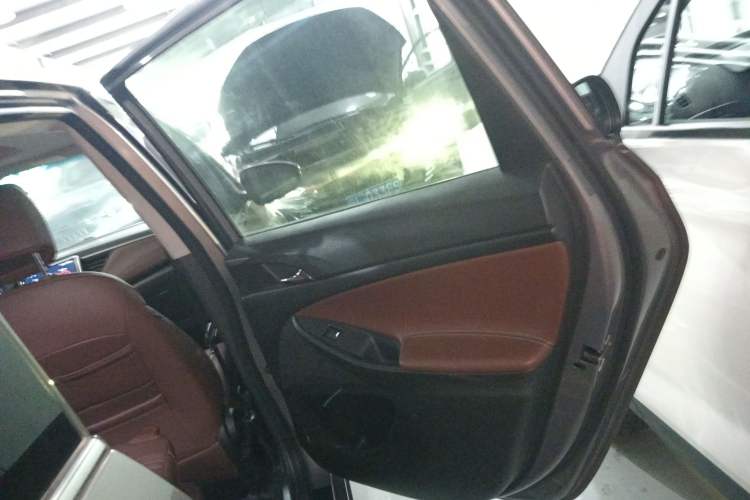 Used Buick GL6 2019 18T 6-Seater Connected Luxury Version China VI Standard
