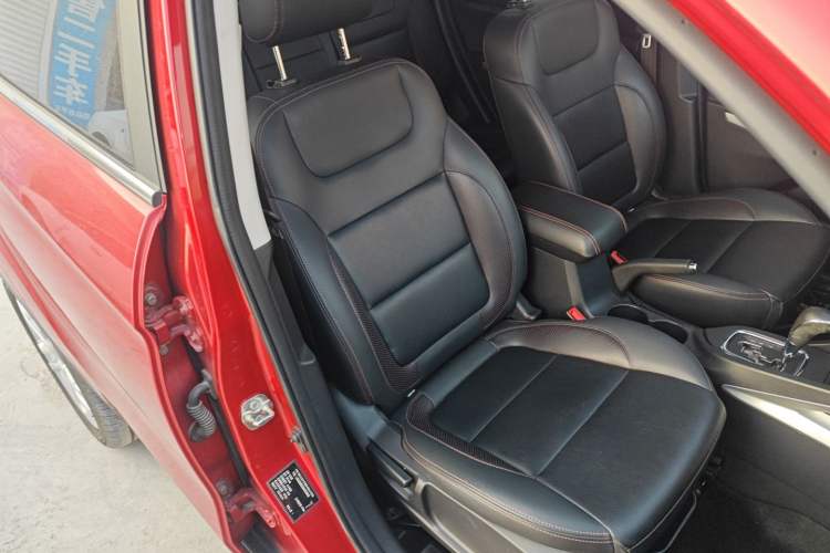 Used Changan CS35 2016 1.6L Automatic Luxury Model China IV Standard