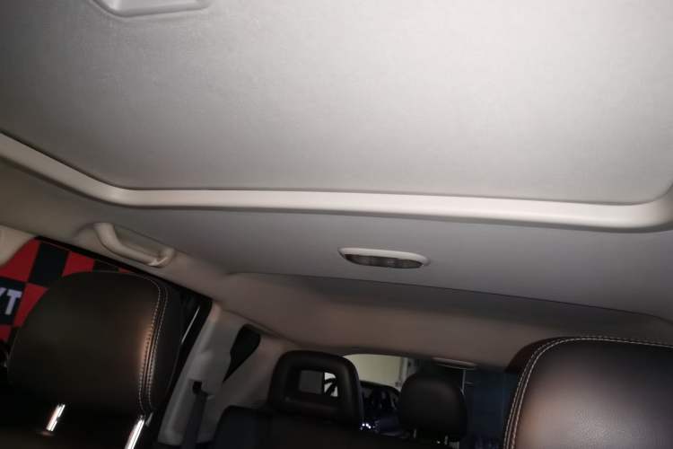 Used  Compass (Import) 2014 Revised Version 2.4L Four-Wheel Drive Comfort Edition
