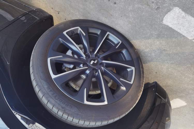 Used ONVO L60 2024 60 kWh Rear-Drive Version
