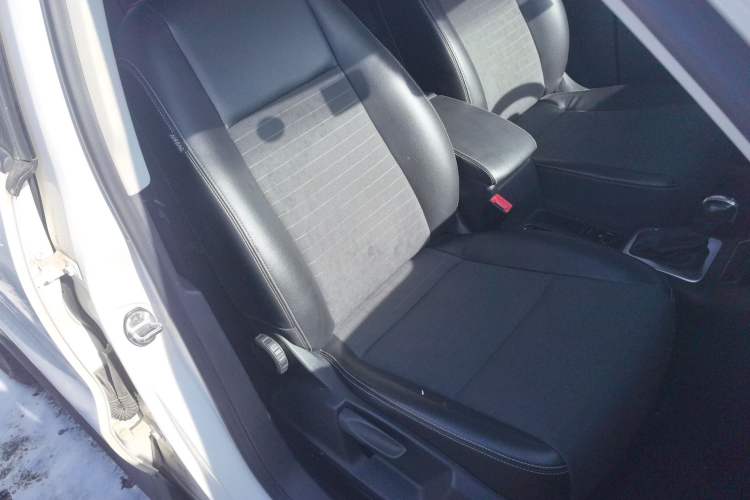 Used Volkswagen Tiguan 2016 280TSI Automatic Two-Wheel-Drive Silk Road Style Edition
