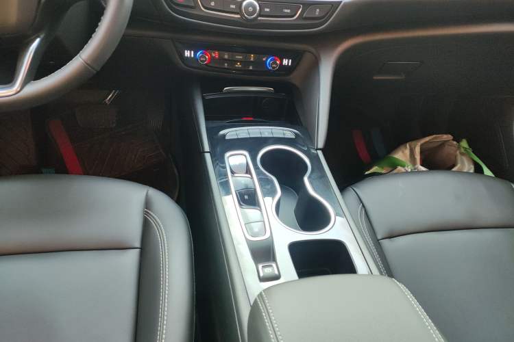 Used Buick Regal 2024 25T Deluxe Edition
