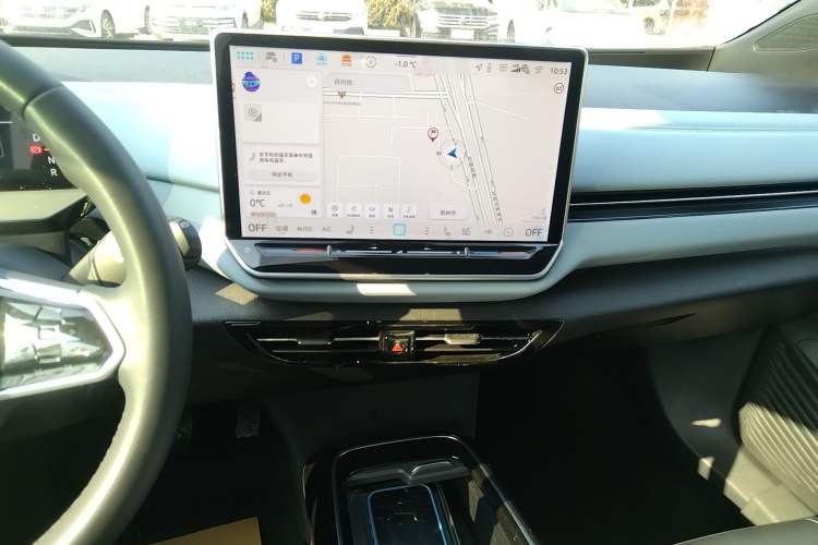 Used Volkswagen ID.4 X 2025 Smart Version Pure & Intelligent Enjoyment Edition
