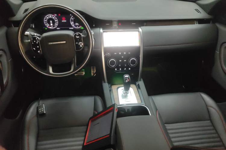 Used Land Rover Discovery Sport 2020 249 PS R-Dynamic Performance Edition
