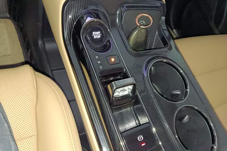 Used GAC Trumpchi E8 New Energy 2024 150km Dragon Roar Starry Night+