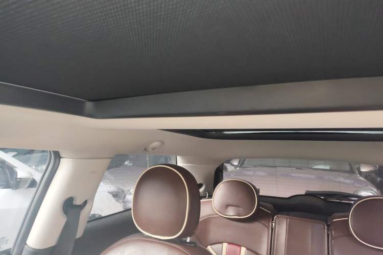 Used  MINI 2016 1.2T ONE Pioneer Edition
