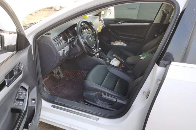 Used Volkswagen Sagitar 2018 1.6L Automatic Comfort Model
