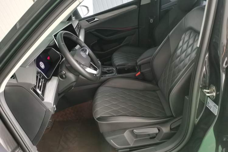 Used Volkswagen Sagitar 2023 300TSI DSG Excellence Edition
