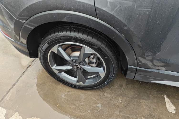 Used Audi Q3 2022 35 TFSI Fashion Dynamic Model