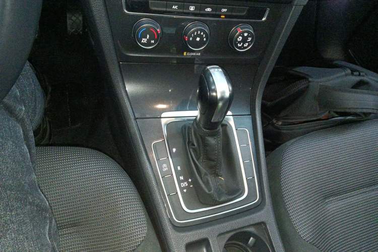 Used Volkswagen Golf 2019 280TSI DSG Comfort Version China VI Standard