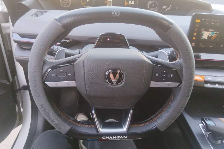 Used Changan UNI-V 2022 1.5T Prestige Version
