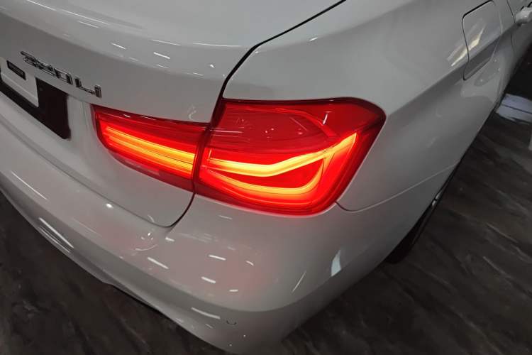 Used BMW 3 Series 2018 320Li Leading Model M Sport Package
