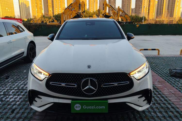 Used Mercedes-Benz GLC Coupe 2025-Year Restyled GLC 260 4MATIC Coupe SUV
