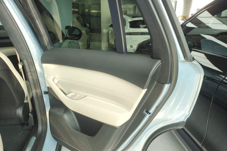 Used Nio ES6 2023 75 kWh
