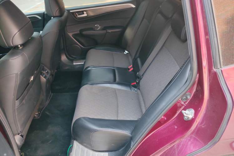 Used Honda Jade 2017 1.8L automatic Comfort version 5 seats