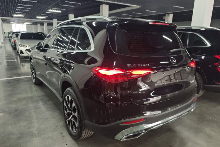 Used Mercedes-Benz GLC 2024 GLC 260 L 4MATIC Dynamic Edition 5-seater