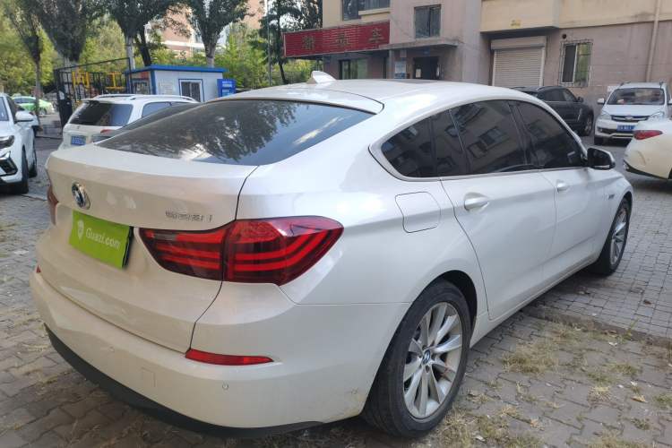 Used BMW 5 Series GT 2015 528i Leading Model