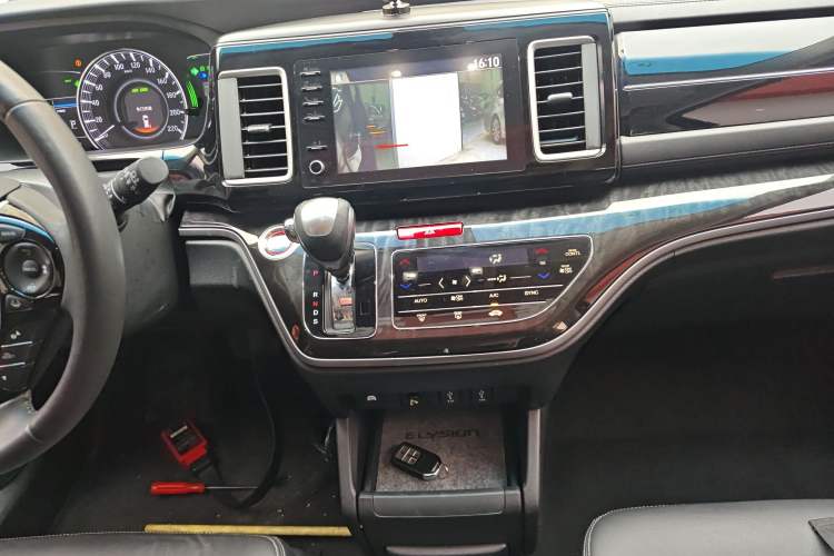 Used Honda Elysion 2019 2.0L Hybrid Luxury Edition