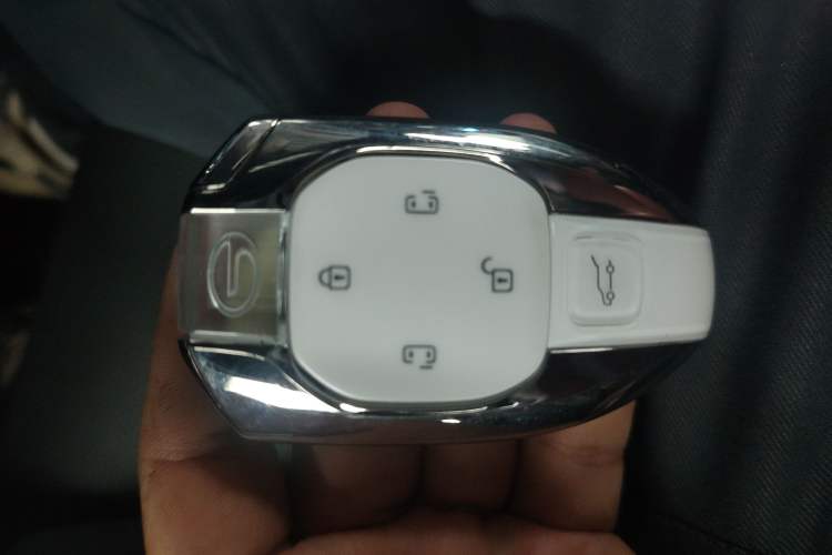 Used GAC Trumpchi M8 2023 Zongshi Series Dual-Motor YuZun Edition