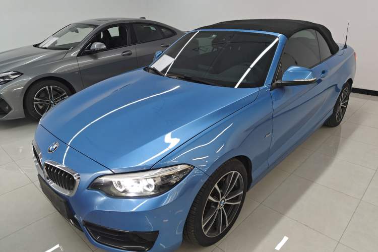 Used BMW 2 Series 2018 220i Convertible Coupe Sports Design Package