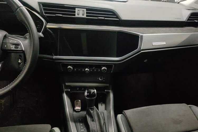 Used Audi Q3 2020 35 TFSI Ambition Dynamic Edition