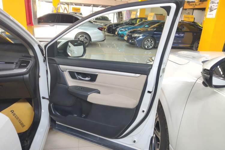 Used Honda CR-V 2021 240TURBO CVT 2WD Comfort Version
