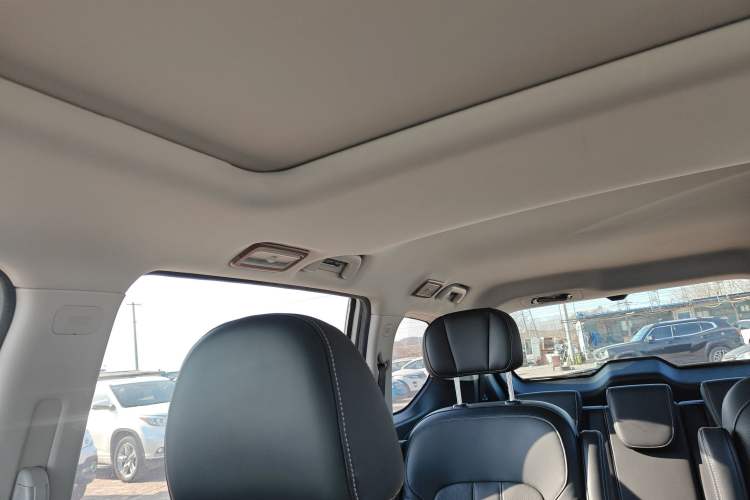 Used GAC Trumpchi M6 2021 PRO 270T DCT Luxury Edition
