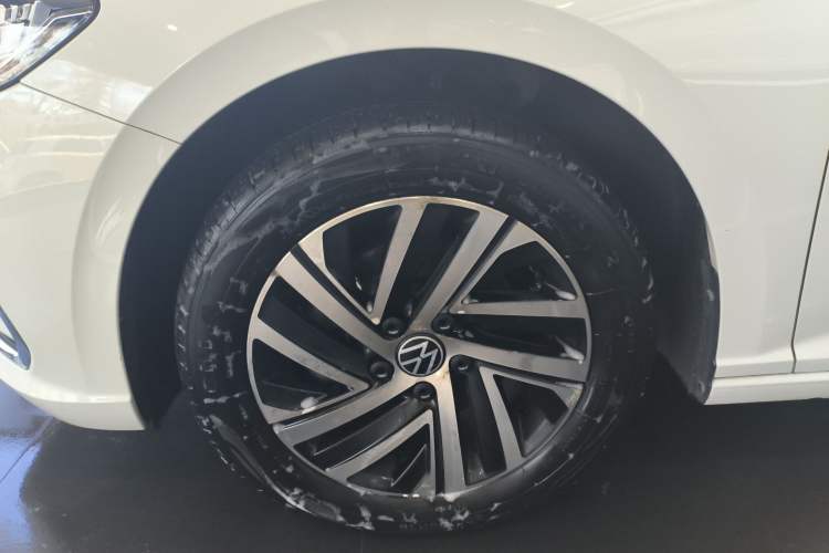 Used Volkswagen Lavida 2023 300TSI DSG Full-Comfort Edition
