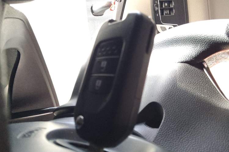 Used Honda Vezel 2020 1.5L CVT Pioneer Edition
