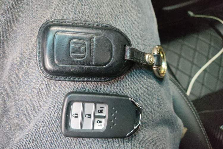 Used Honda Elysion 2019 2.0L Hybrid Supreme Edition
