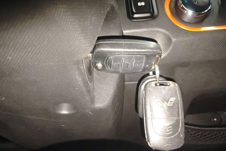 Used Wuling Hongguang MINIEV 2020 Freedom Version Lithium Iron Phosphate
