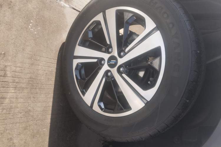 Used Oshan X5 2021 Revised Version 1.6L Manual Luxury Edition