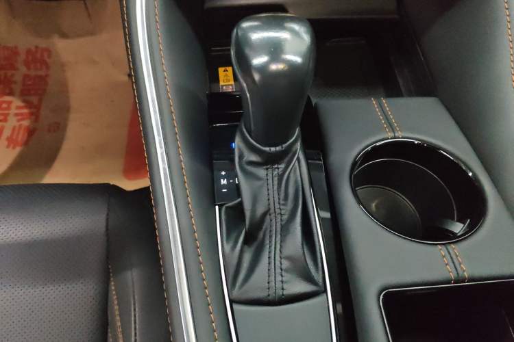 Used Toyota Avalon 2024 2.0L Premium Edition
