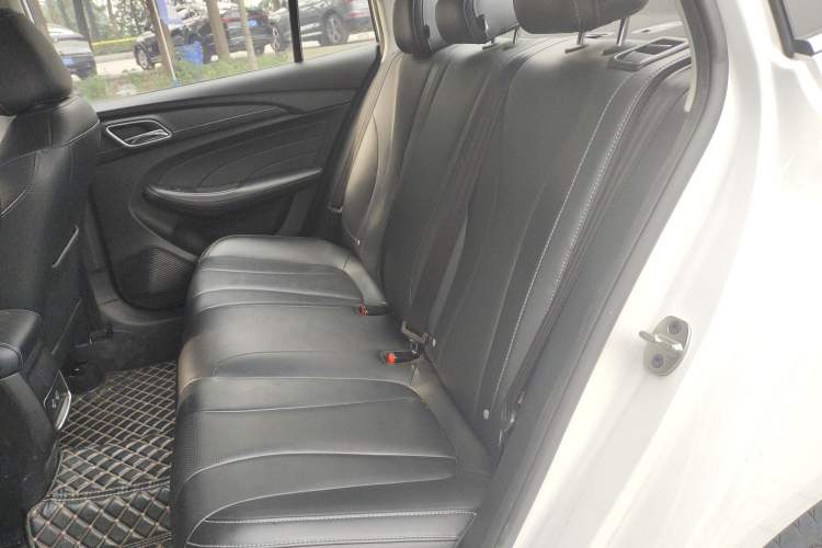 Used Roewe i5 2019 1.5L Manual 4G Connect Leehao Flagship Edition
