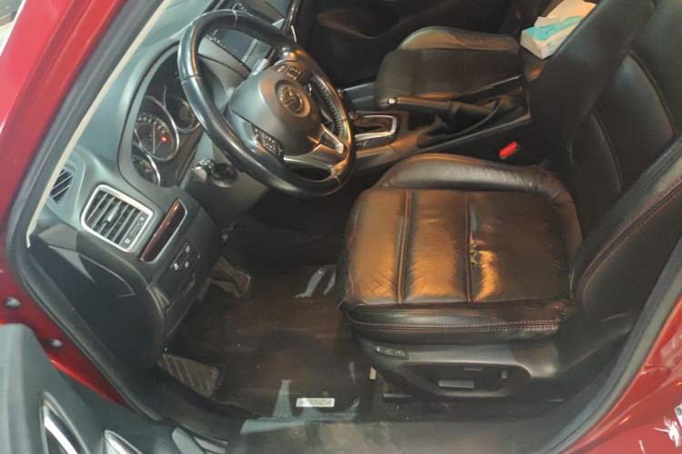 Used Mazda Atenza 2013 2.0L Standard Version
