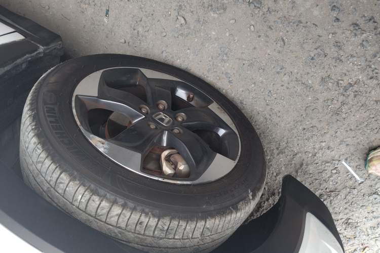 Used Honda Vezel 2016 1.8L CVT Front-Wheel Drive Pioneer Edition