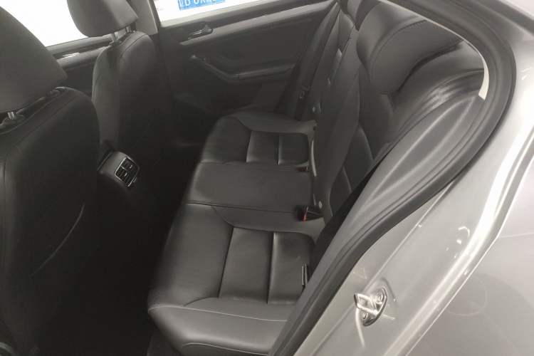 Used Volkswagen Sagitar 2015 1.6L Automatic Comfort Model