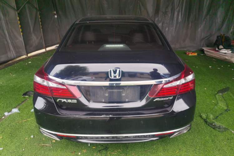 Used Honda Accord 2016 2.0L Elite Edition
