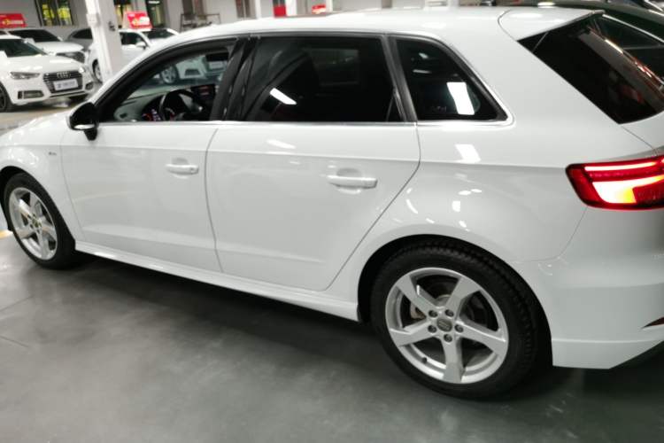 Used Audi A3 2020 Sportback 35 TFSI Fashion Edition China VI Emission Standard
