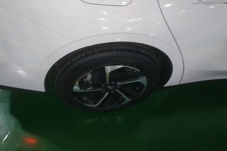 Used  L6 2024 125km PLUS Dragon Edition
