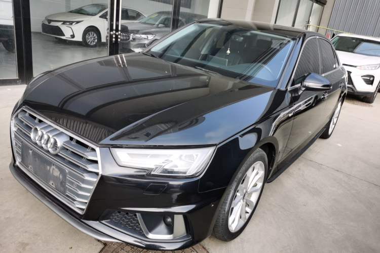 Used Audi A4L 2019 40 TFSI Fashion Edition China VI Emission Standard