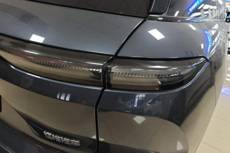 Used Nio ES6 2023 75 kWh
