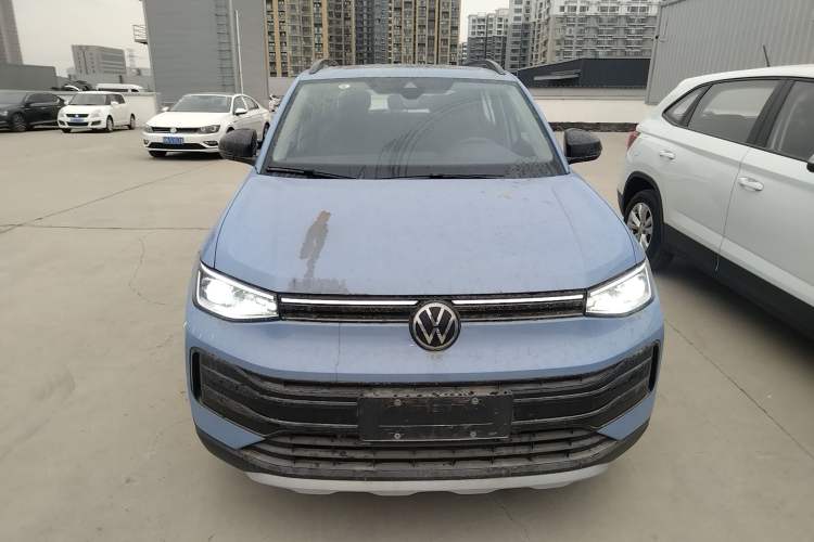 Used Volkswagen Tharu 2025 NewRui 300TSI Prestige Edition