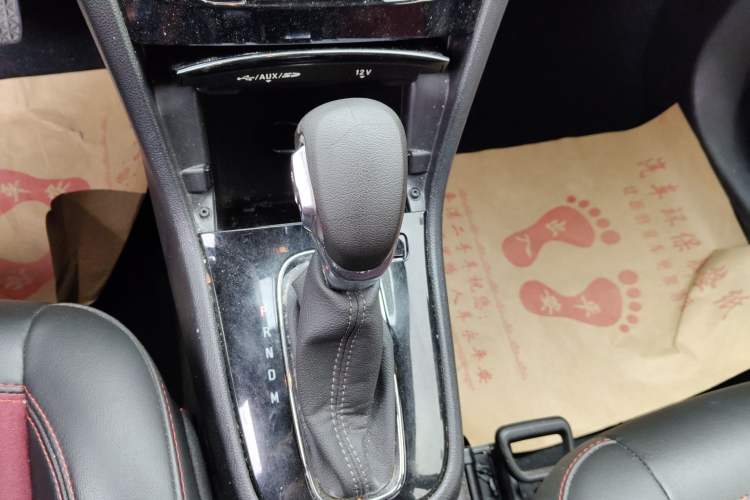 Used Buick Encore 2017 18T Automatic Two-Wheel Drive Urban Elite Model
